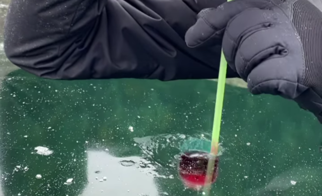 Челлендж - рюмка во льду на озере/реке, как сделать (фото)? Как подписать?