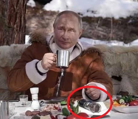 Почему на фото Путина на отдыхе мельница упала 20-21 марта 2021 год?