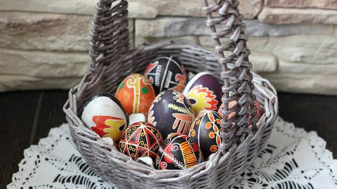 Как сделать корзинку из бумажной лозы своими руками, схемы, видео?