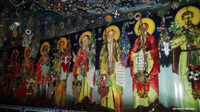 Где в Крыму находится Бисерный храм?
